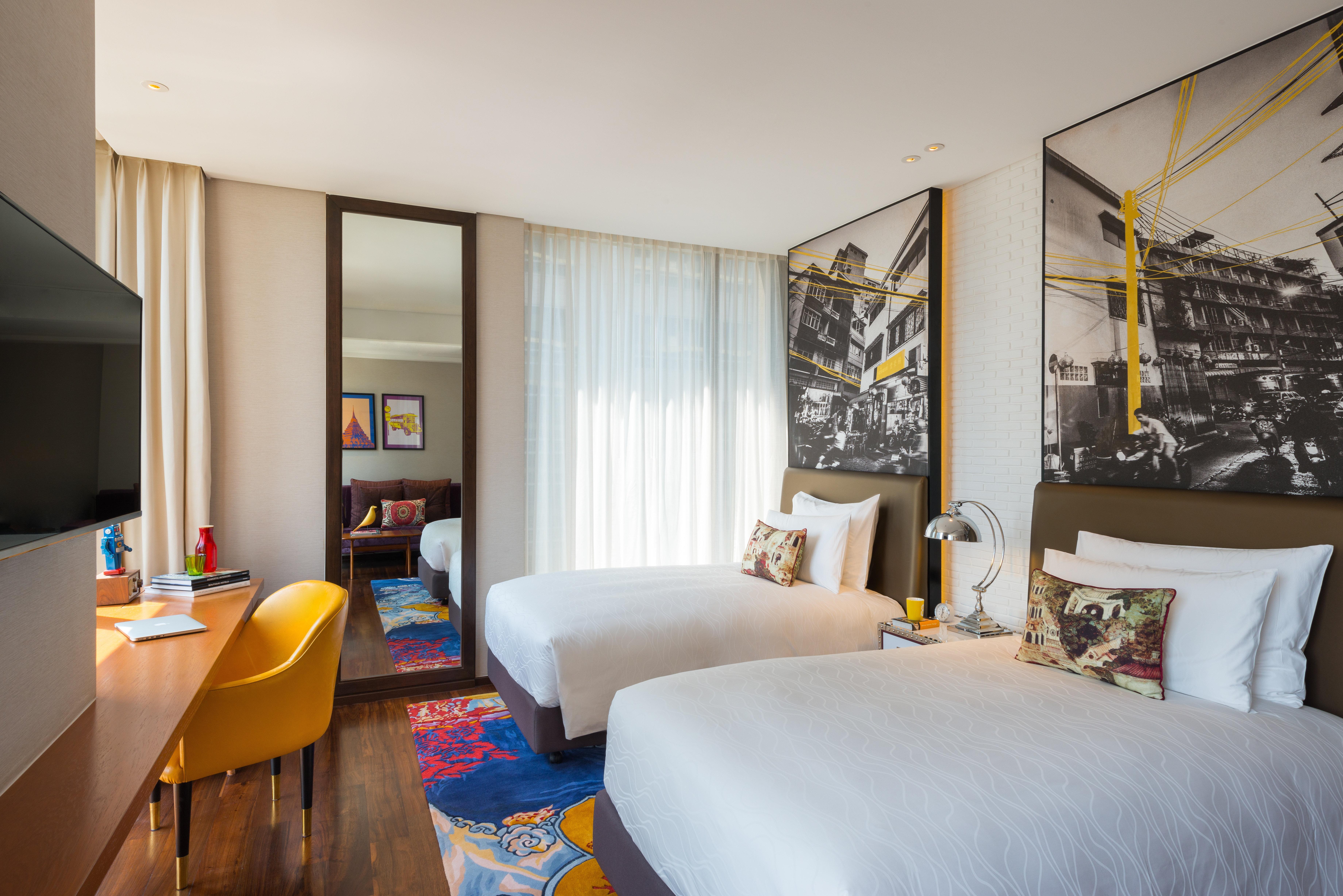 Hotel Indigo Bangkok Wireless Road By Ihg Exteriör bild Deluxe Room