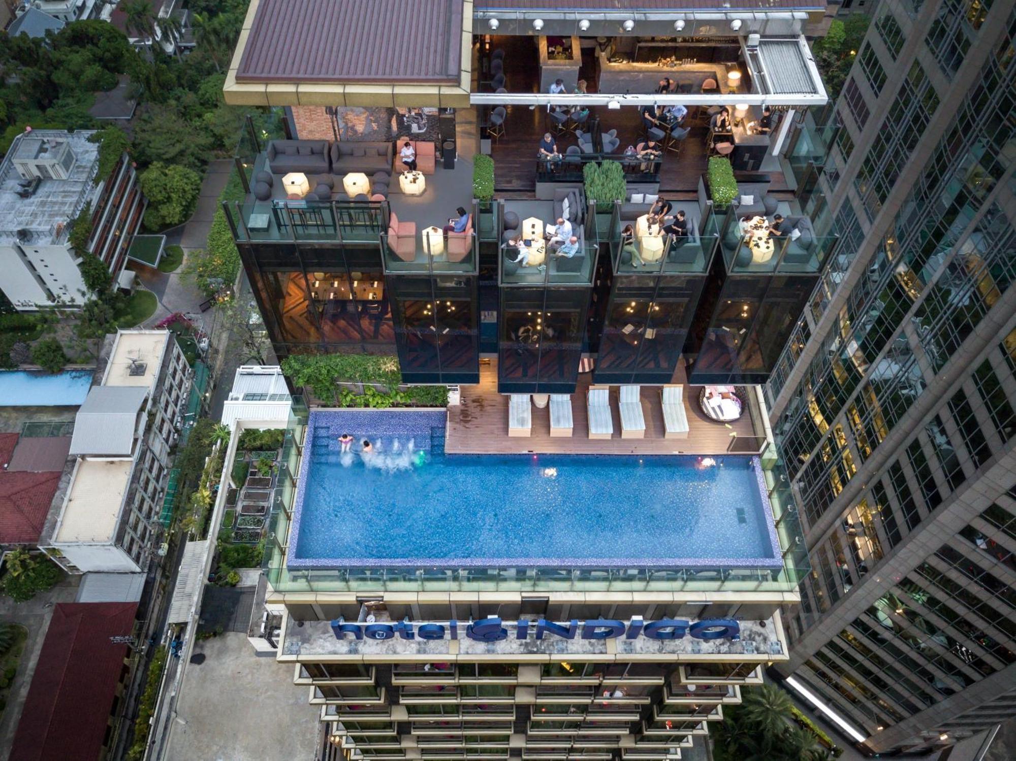 Hotel Indigo Bangkok Wireless Road By Ihg Exteriör bild The Club at The Park